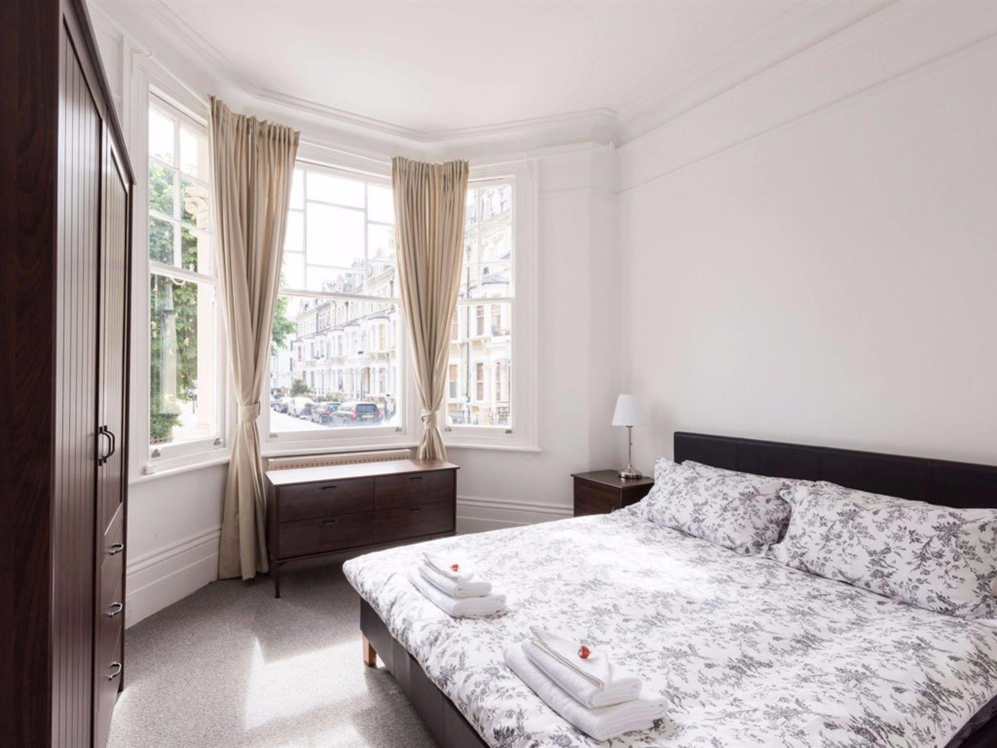 Kensington Apartments ริชมอนด์ ภายนอก รูปภาพ